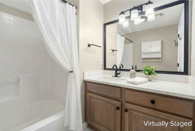 45 Ireta Rd, Shrewsbury, MA 01545