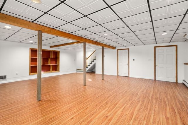 45 Ireta Rd, Shrewsbury, MA 01545