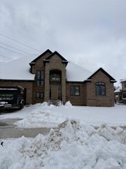 10505 Excalibur Drive, Shelby Twp, MI 48315