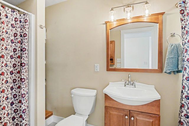 345 Ruddiman Drive, North Muskegon City, MI 49445