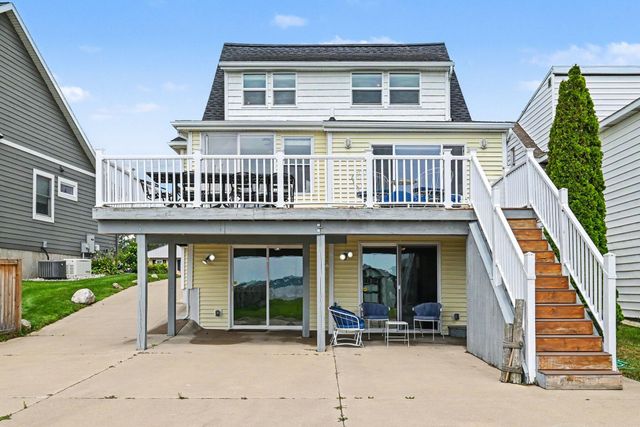 345 Ruddiman Drive, North Muskegon City, MI 49445