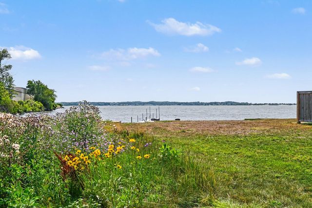 345 Ruddiman Drive, North Muskegon City, MI 49445
