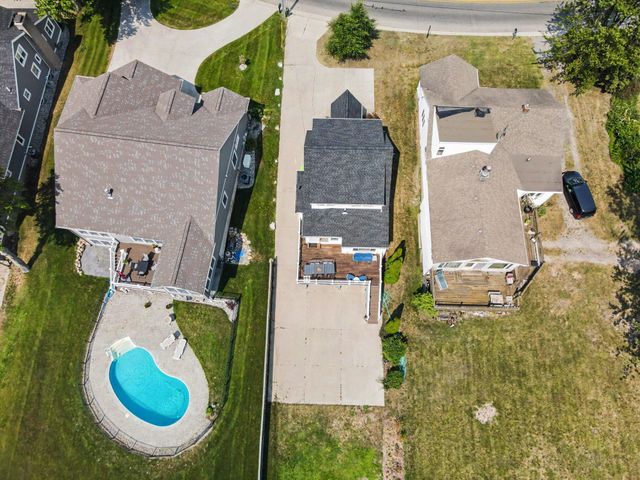 345 Ruddiman Drive, North Muskegon City, MI 49445
