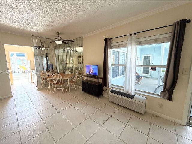 315 Van Buren St 107B, Hollywood, FL 33019