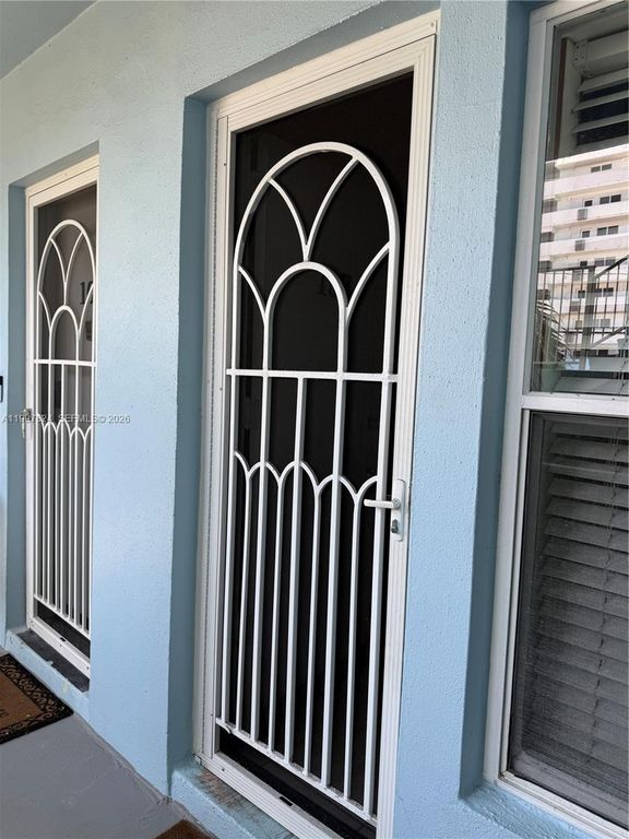 315 Van Buren St 107B, Hollywood, FL 33019