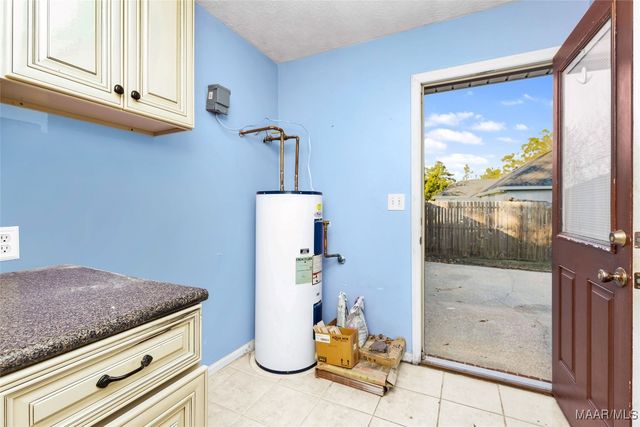 80 Atkin Hill Road, Wetumpka, AL 36092