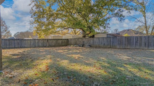 80 Atkin Hill Road, Wetumpka, AL 36092