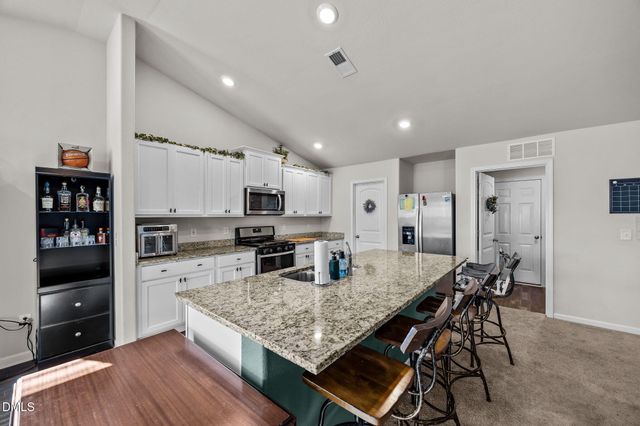 637 Southwick Place, Mebane, NC 27302