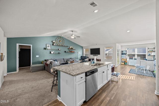 637 Southwick Place, Mebane, NC 27302