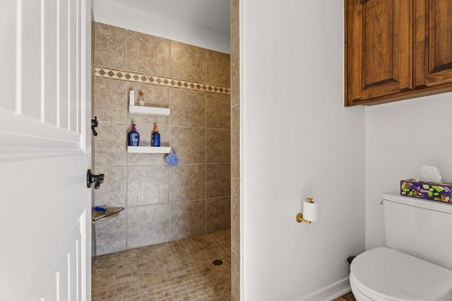 59421 E 301 Road, Grove, OK 74344