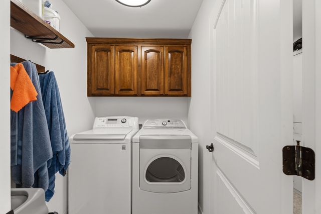 59421 E 301 Road, Grove, OK 74344