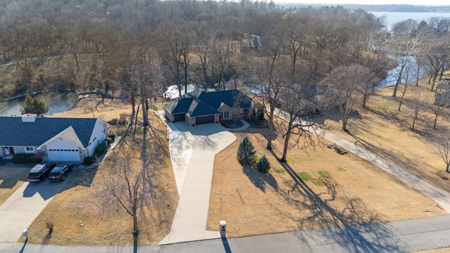 59421 E 301 Road, Grove, OK 74344