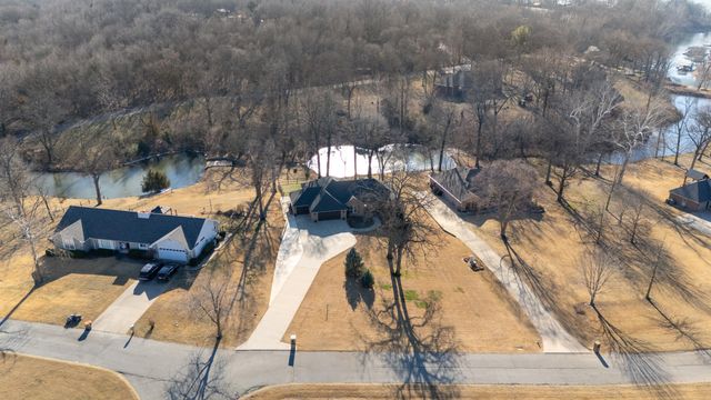 59421 E 301 Road, Grove, OK 74344