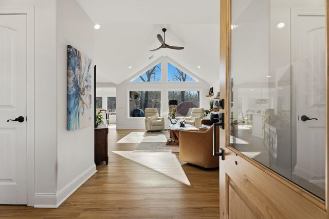 59421 E 301 Road, Grove, OK 74344