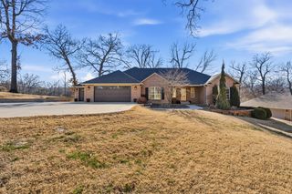59421 E 301 Road, Grove, OK 74344