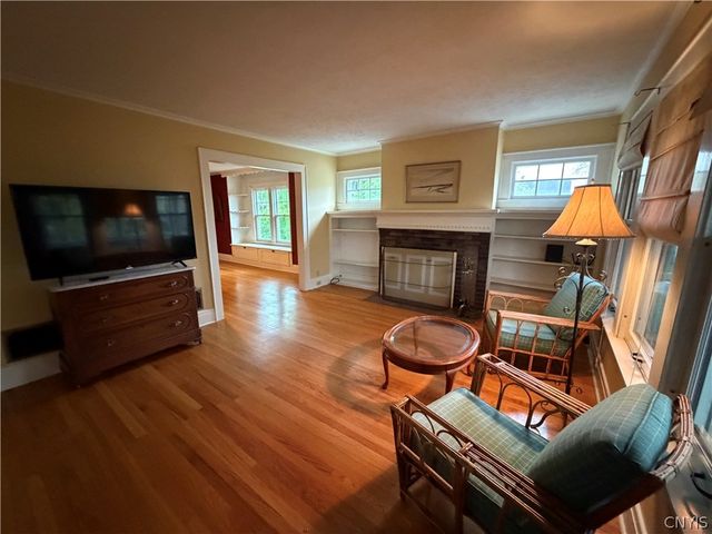 1300-1302 Oak Street, Syracuse, NY 13203
