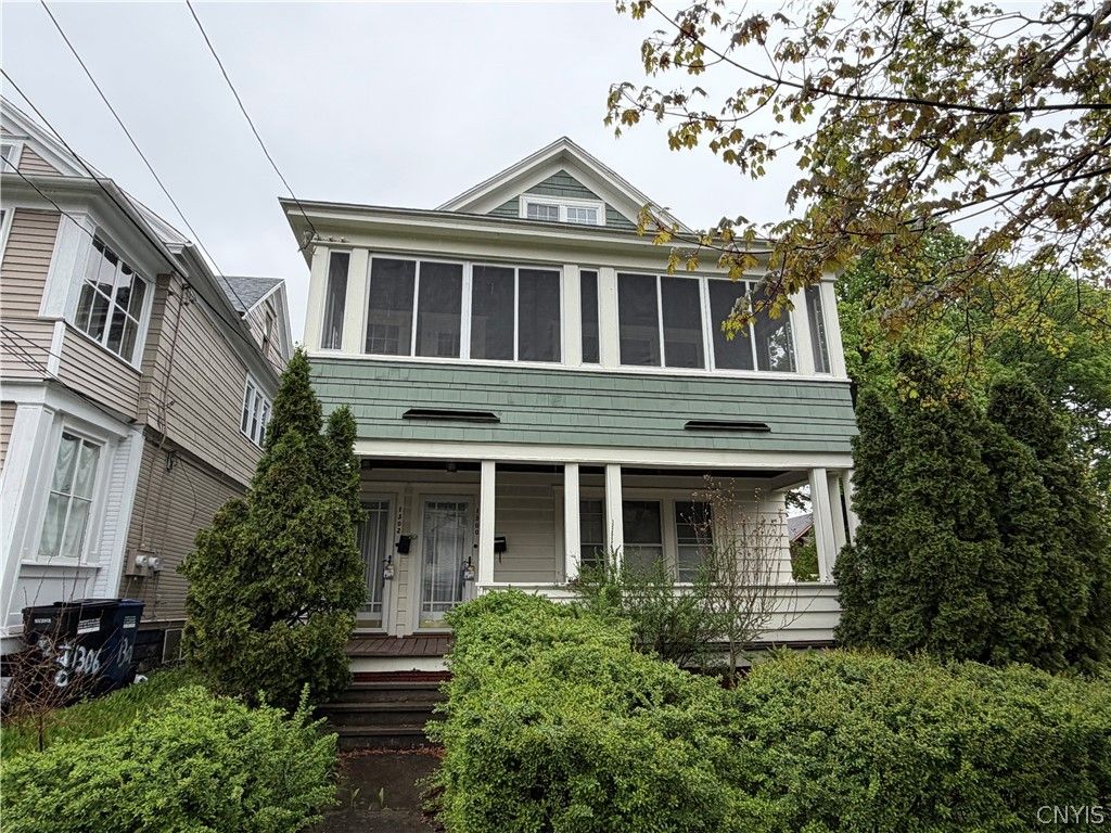 1300-1302 Oak Street, Syracuse, NY 13203