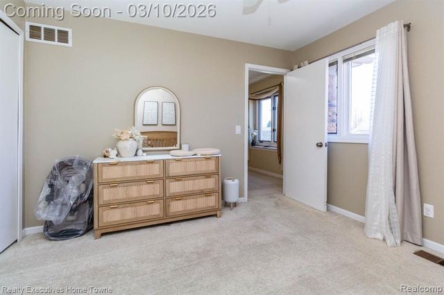 39344 Lorien Drive, Sterling Heights, MI 48313