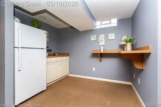 39344 Lorien Drive, Sterling Heights, MI 48313