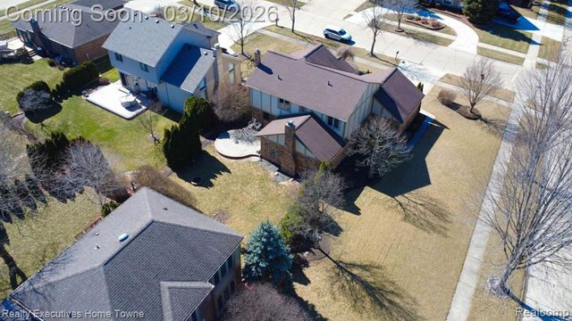 39344 Lorien Drive, Sterling Heights, MI 48313