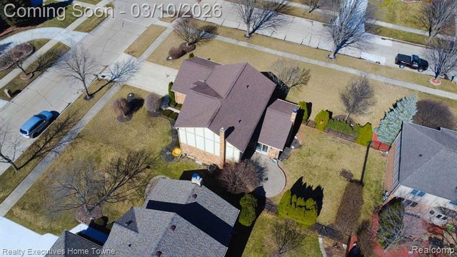 39344 Lorien Drive, Sterling Heights, MI 48313