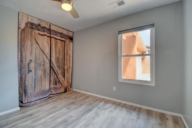 763 Western Hills Drive SE, Rio Rancho, NM 87124