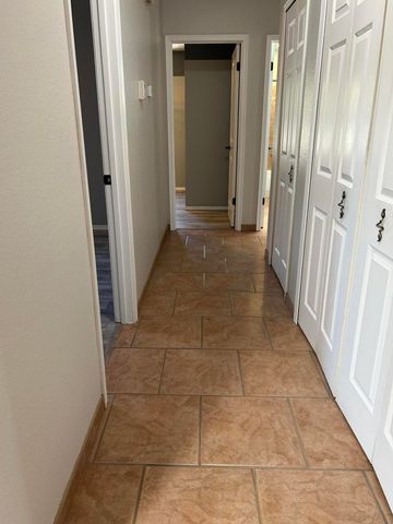 763 Western Hills Drive SE, Rio Rancho, NM 87124