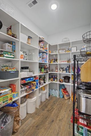 959 Alton Dr, Clarksville, TN 37043