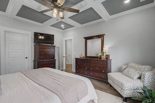 959 Alton Dr, Clarksville, TN 37043