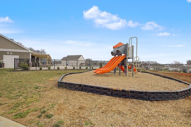 959 Alton Dr, Clarksville, TN 37043