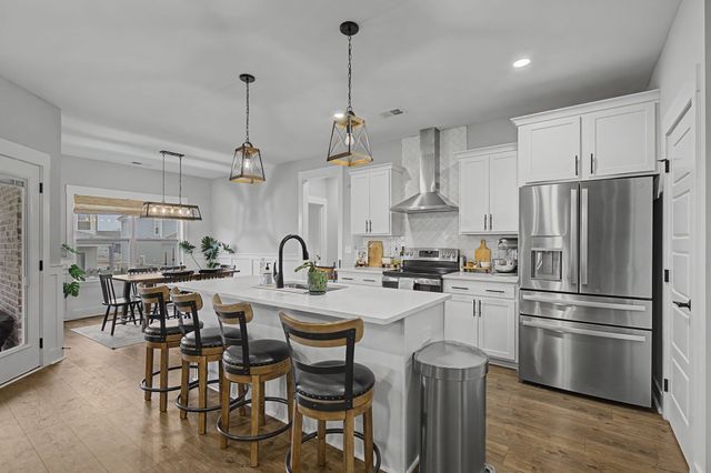 959 Alton Dr, Clarksville, TN 37043