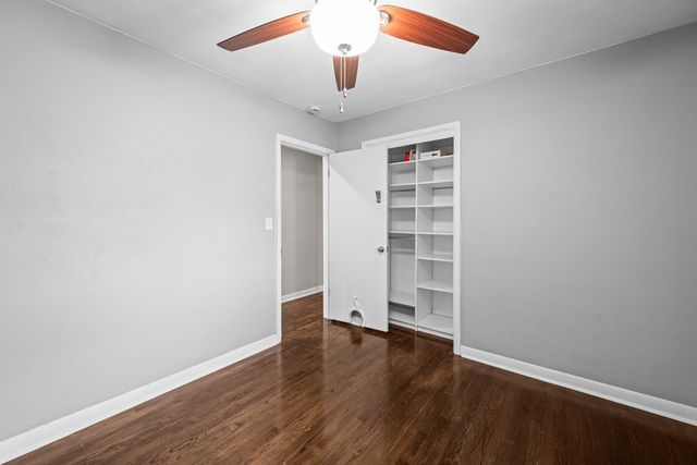 1358 W Garfield Street, Davenport, IA 52804