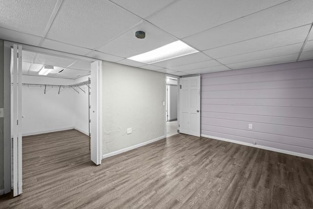 1358 W Garfield Street, Davenport, IA 52804