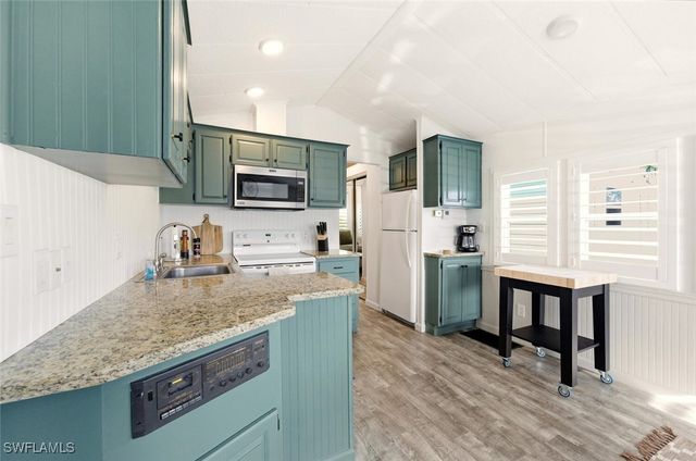 4670 Lafayette LN W, Estero, FL 33928