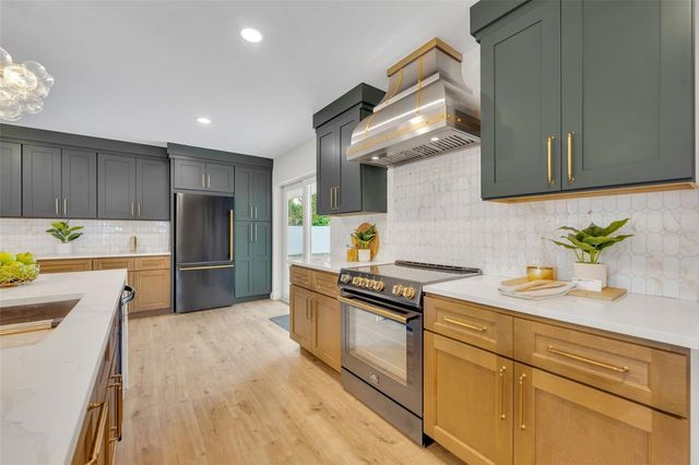 350 CORNWALL RD, Winter Park, FL 32792