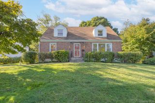 2 Whitman Road, Yonkers, NY 10710