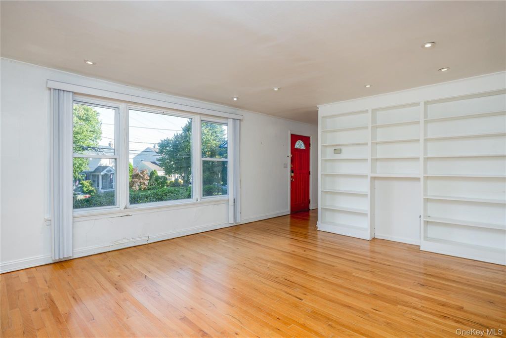 2 Whitman Road, Yonkers, NY 10710 — photo 2