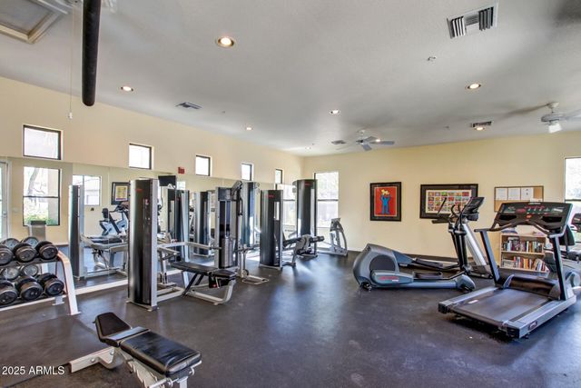 7027 N SCOTTSDALE Road 224, Paradise Valley, AZ 85253