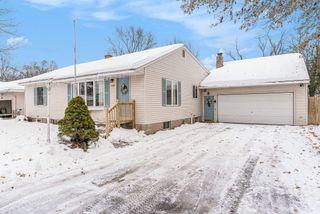 1345 Hendrick Road, Norton Shores, MI 49441