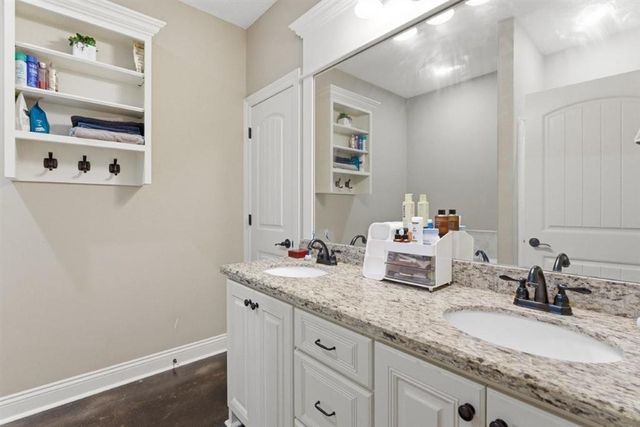 17536 Jaycee Drive, Iowa, LA 70647