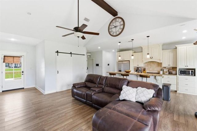17536 Jaycee Drive, Iowa, LA 70647