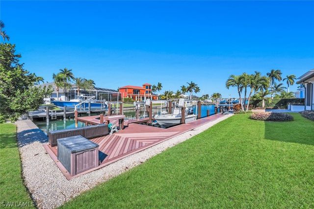 1400 FORREST CT, Marco Island, FL 34145