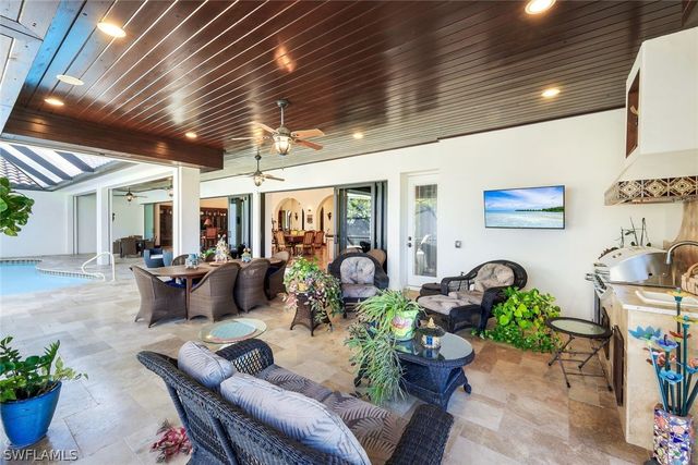 1400 FORREST CT, Marco Island, FL 34145