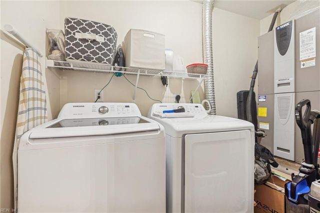 109 Cheltenham Way Apt A, Yorktown, VA 23693