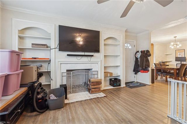 109 Cheltenham Way Apt A, Yorktown, VA 23693