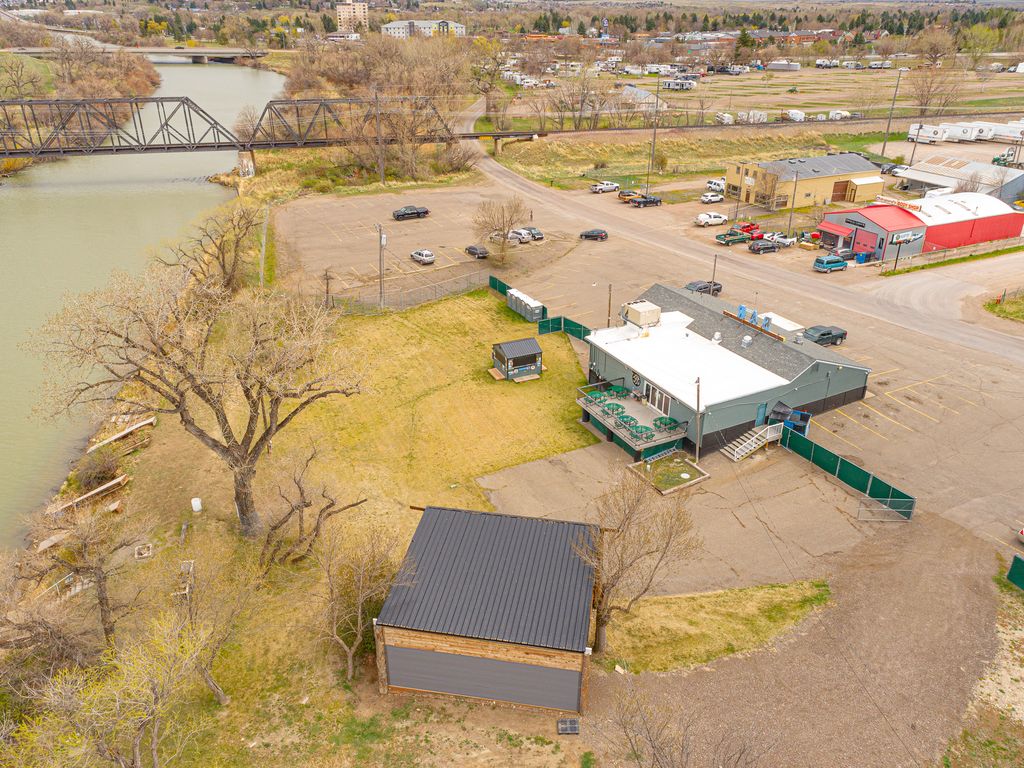 Address unavailable. photo 22