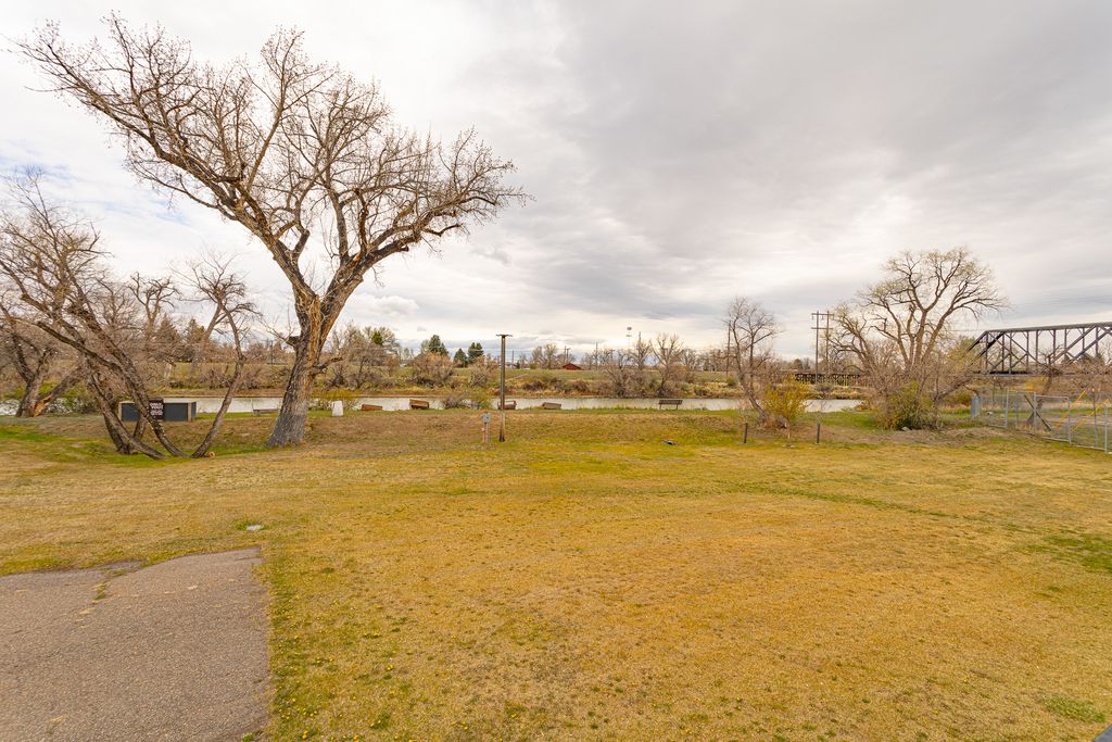 Address unavailable. photo 4