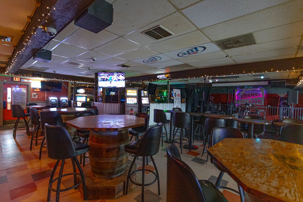 Address unavailable. photo 41