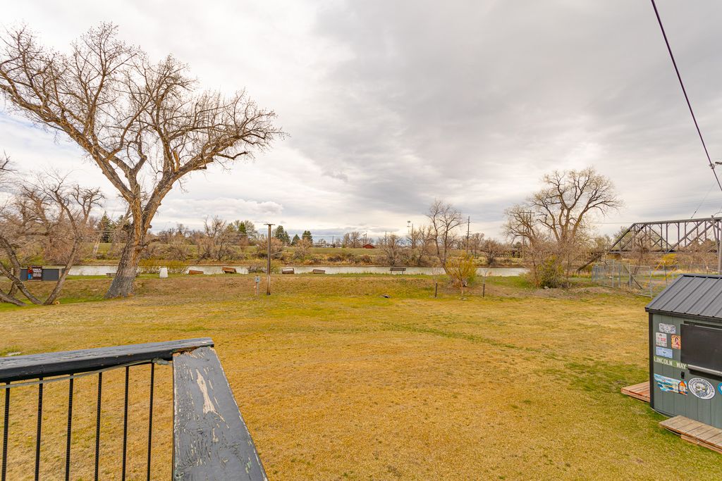 Address unavailable. photo 6