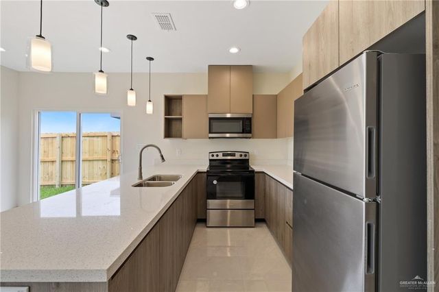 1806 W Violet Drive 2, Pharr, TX 78577